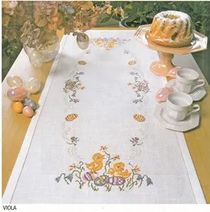Viola Tablerunner